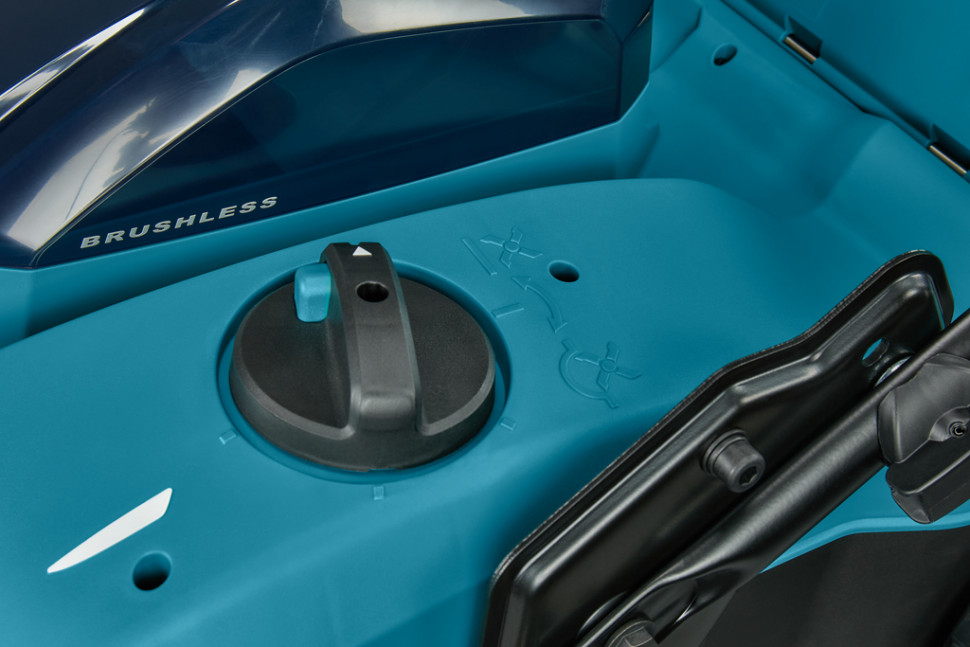 Аккумуляторный 40V скарификатор Makita UV001GU201 (2 АКБ 4 Ач F, ЗУ) Аккумуляторный 40V скарификатор Makita UV001GU201 (2 АКБ 4 Ач F, ЗУ)