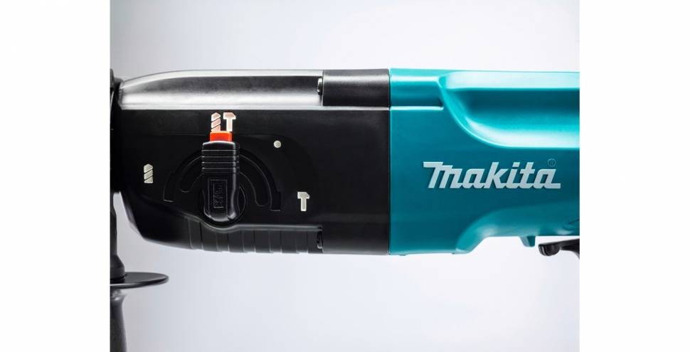 Перфоратор Makita HR2450, 780Вт, 2.7Дж, SDS-plus