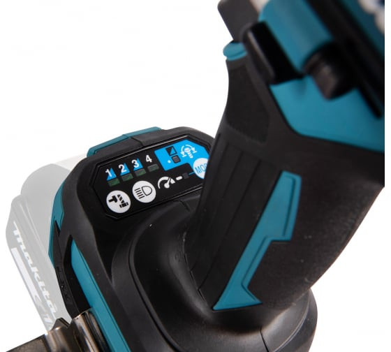 Аккумуляторный ударный гайковерт Makita DTW700RT1J (1 х 5Ач,  ЗУ)