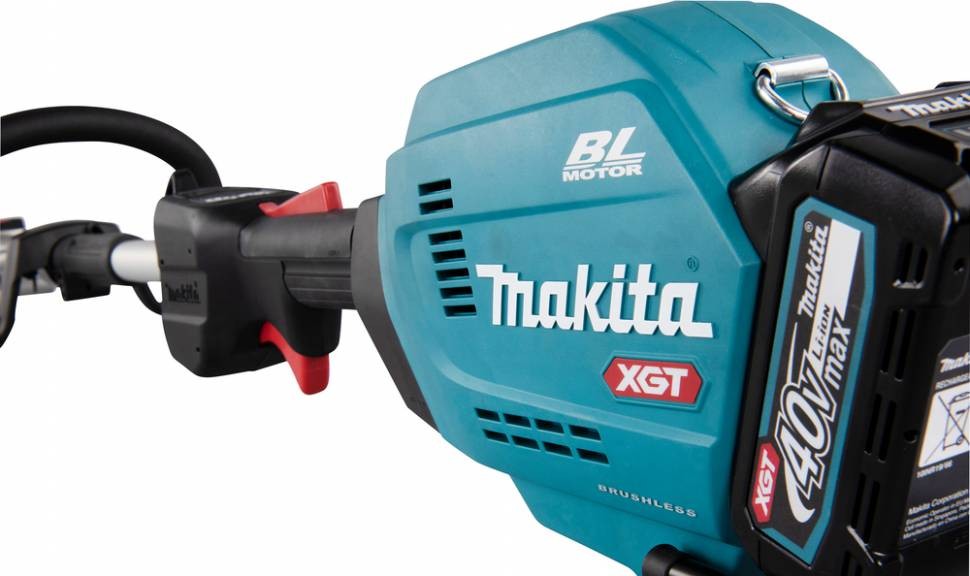 Аккумуляторный комбимотор Makita UX01GZ + Насадка снегоуборщик (лопата) SN400MP Аккумуляторный комбимотор Makita UX01GZ + Насадка снегоуборщик (лопата) SN400MP
